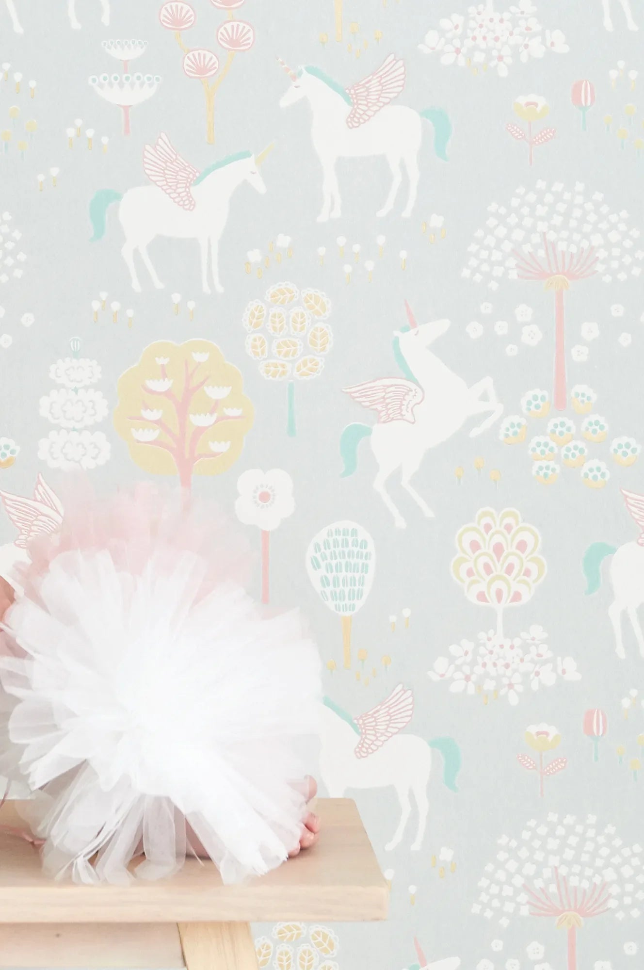 Majvillan True Unicorns grey behang sfeerbeeld kinderkamer detail