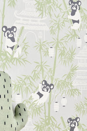 Majvillan Bambu behang in grey kleur in sfeervolle Scandinavische kinderkamer