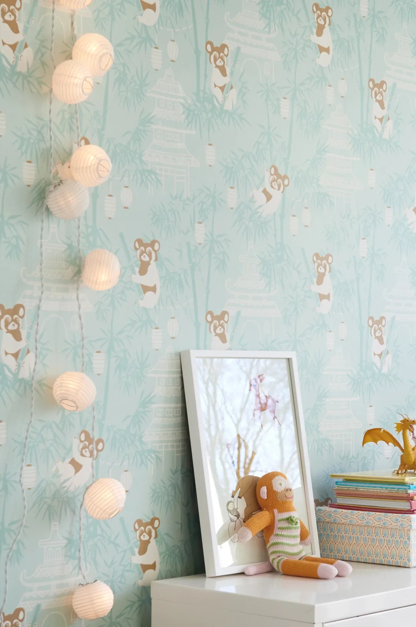 Majvillan Bambu turq behang sfeerbeeld kinderkamer detail