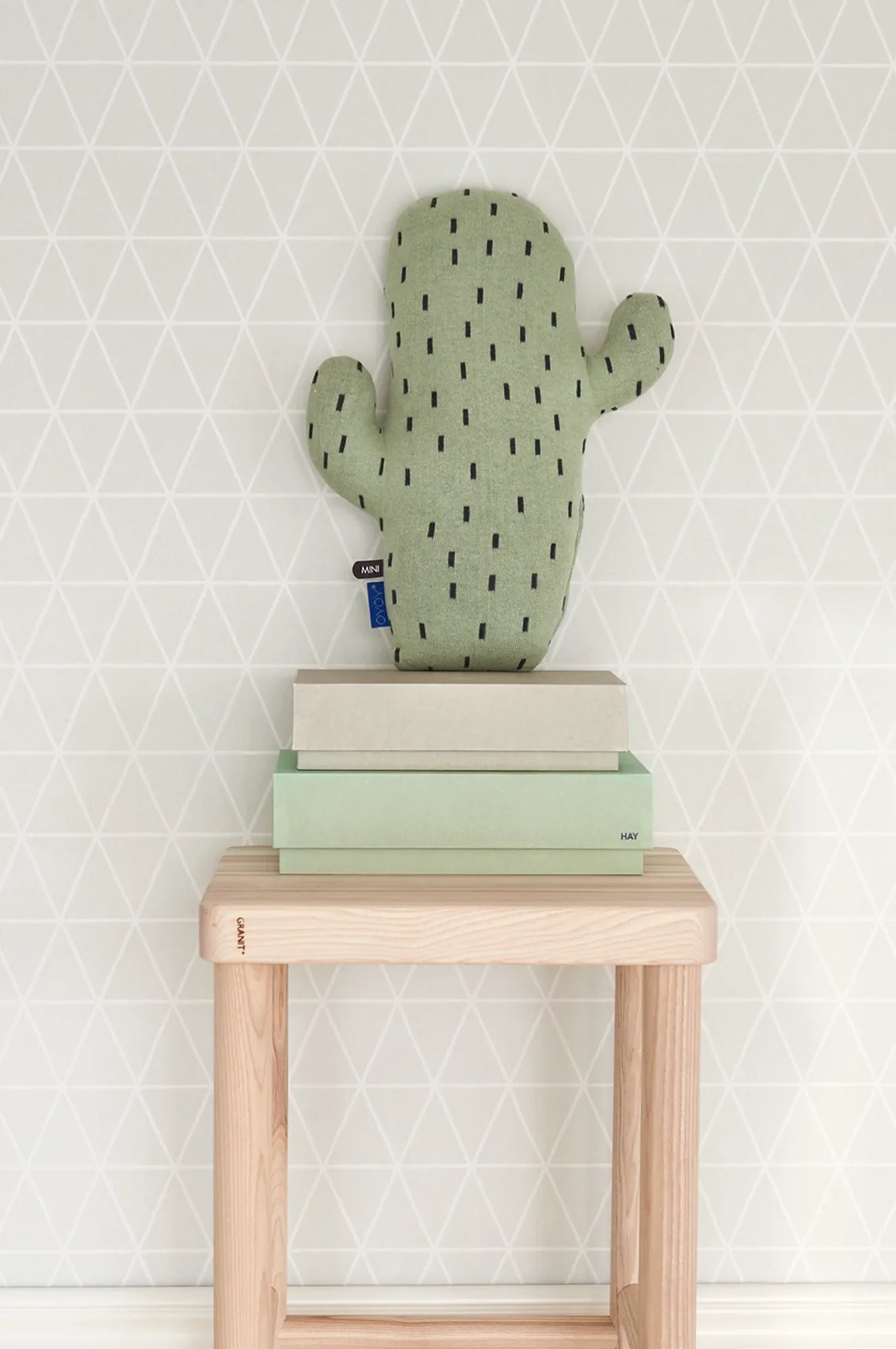 Majvillan Viggo grey behang sfeerbeeld kinderkamer detail