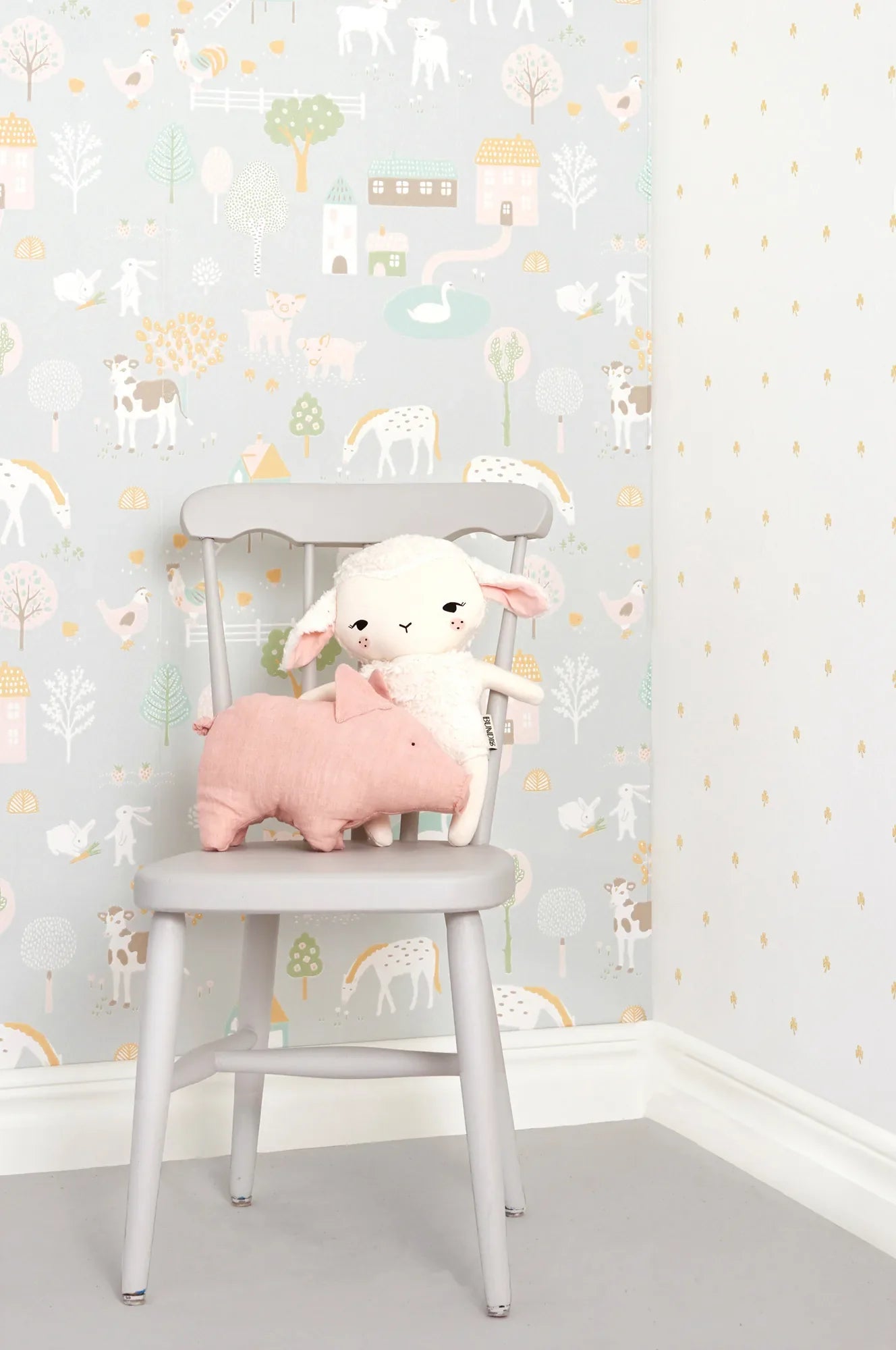 Majvillan My Farm soft grey behang sfeerbeeld kinderkamer detail
