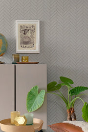 Majvillan Herringbone behang in greige blue kleur in sfeervolle Scandinavische kinderkamer