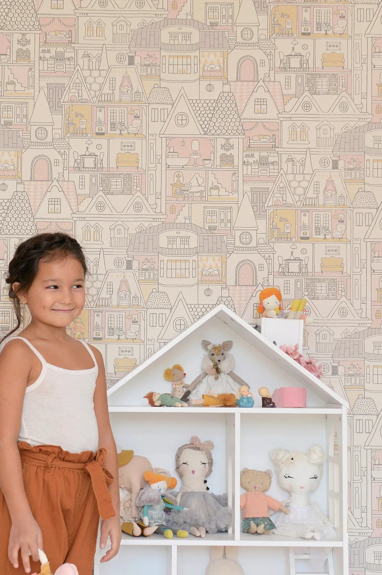 Majvillan Dollhouse wool white behang sfeerbeeld kinderkamer detail