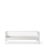 Seaside Classic Day Bed