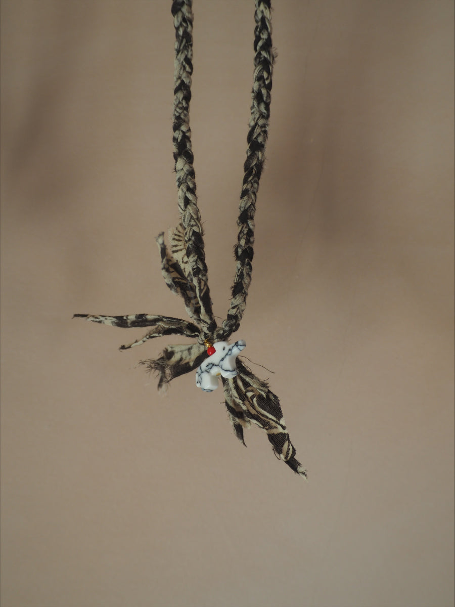 Gevlochten Ketting Met Bedel Zwart/wit