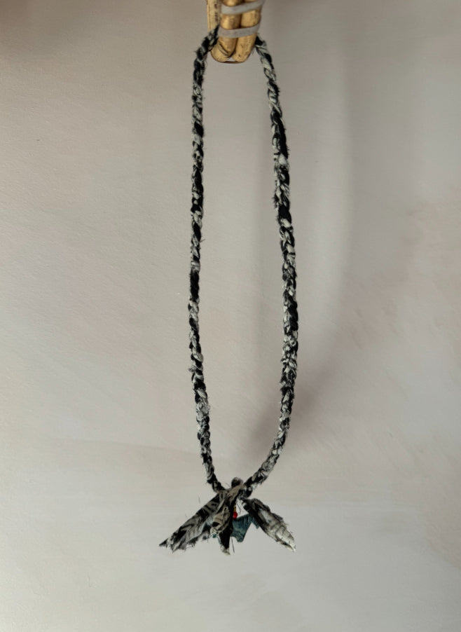 Gevlochten Ketting Met Bedel Zwart/wit/grijs