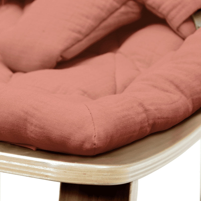 LEVO Wipstoeltje Walnut Bois de Rose