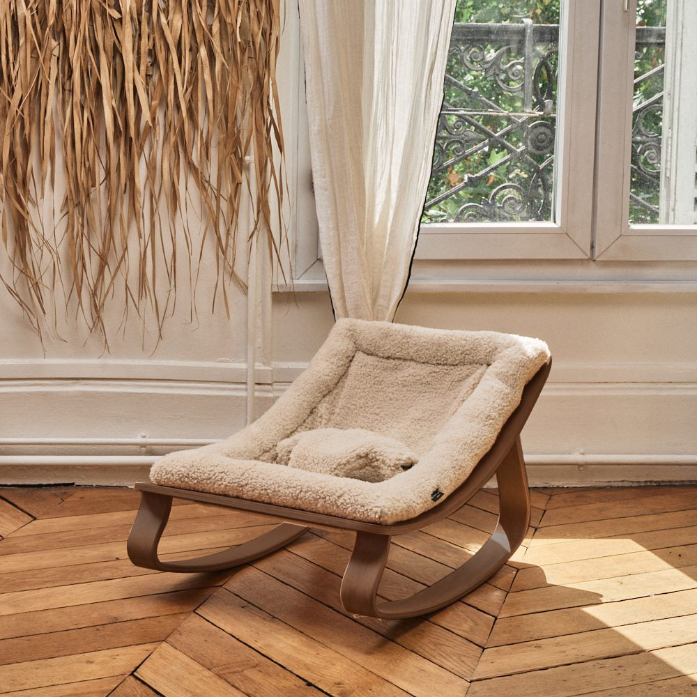 LEVO Wipstoeltje Walnut cream