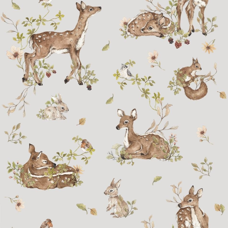 Dekornik Deer Meadow Behang — Een sfeervol behang met hertjes tussen bloemen en gras in een weide, perfect voor een warme, natuurlijke kinderkamer.