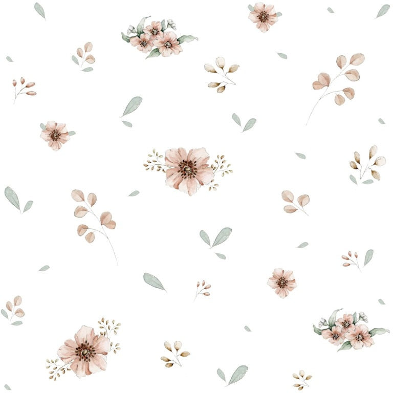Dekornik Flowers Minimini/ Return To Innocence Behang — Een fijn behang met kleine bloemetjes in een mini-patroon, in zachte tinten, perfect voor een rustige, romantische kinderkamer. Close-up van de illustraties en texturen.