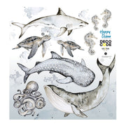 Dekornik Happy Ocean Wonderland Muurstickers — Een speelse set muurstickers met vrolijke zeedieren — visjes, zeesterren en kwallen — in vriendelijke kleuren, perfect voor een maritieme kinderkamer.