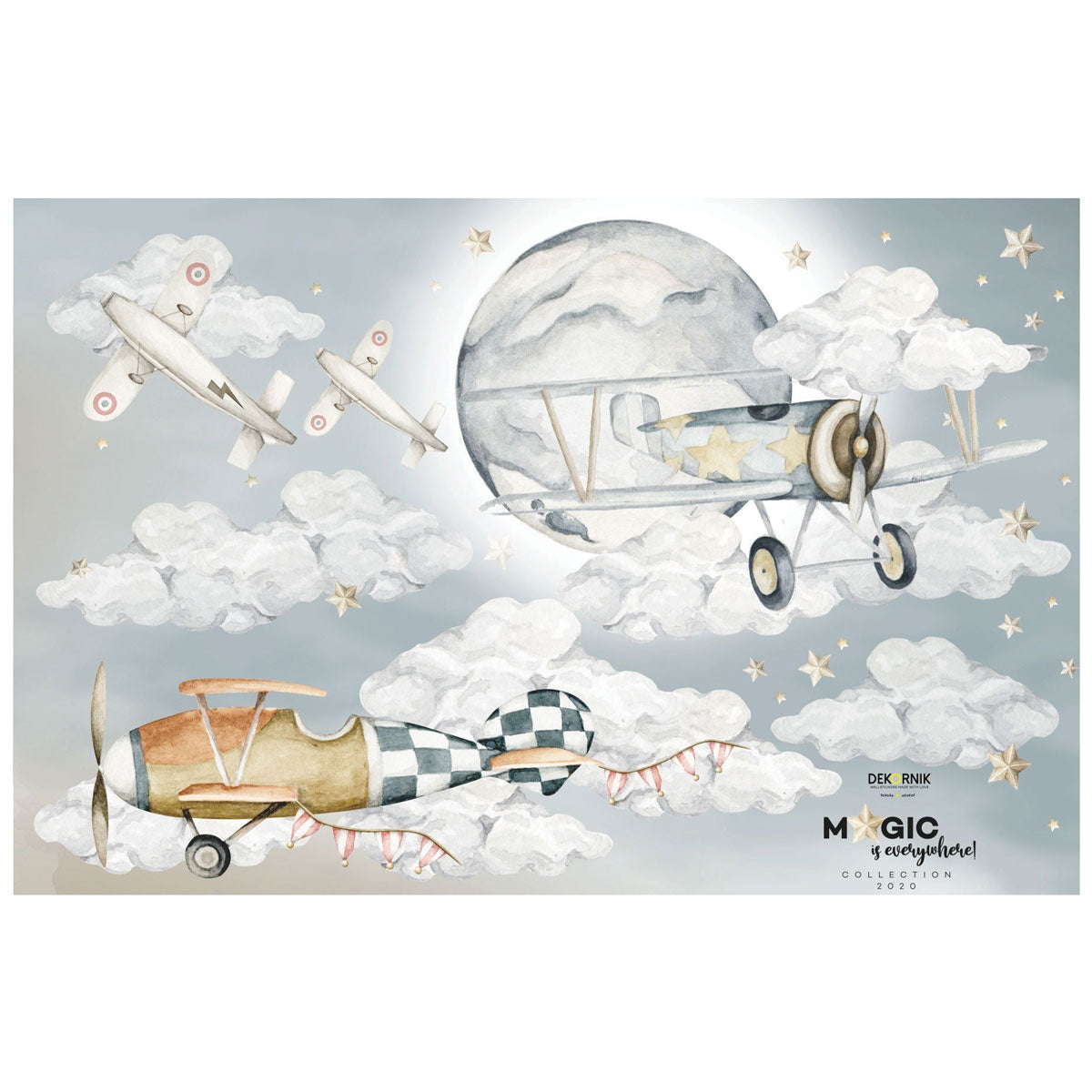 Dekornik Planes/magic Is Everywhere Muurstickers — Een avontuurlijke set muurstickers met vliegtuigjes die tussen wolken en sterren zweven, perfect voor een speelse kinderkamer.