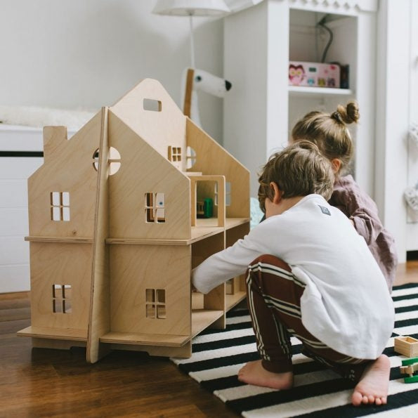 Safe Plywood Poppenhuis