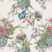Dekornik Tropical Parrots Behang — Een kleurrijk behang met tropische papegaaien tussen grote bladeren en bloemen, perfect voor een speelse, exotische kinderkamer.