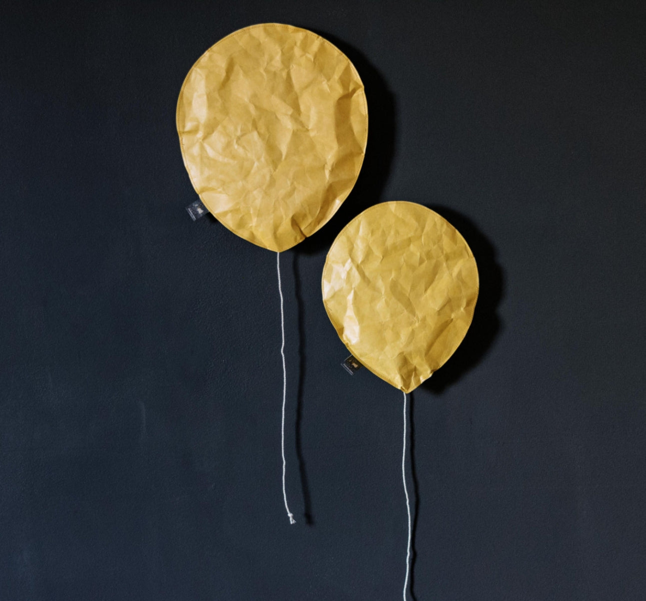Cheddar Lighting Balloon