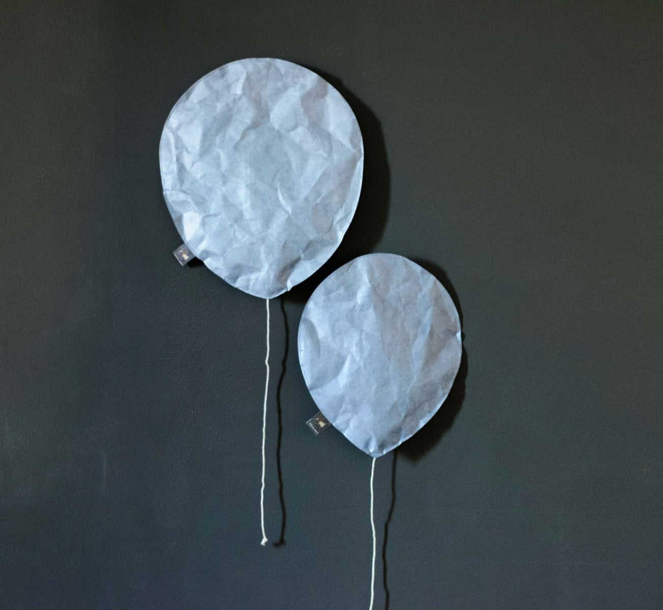 Pewter Blue Lighting Balloon