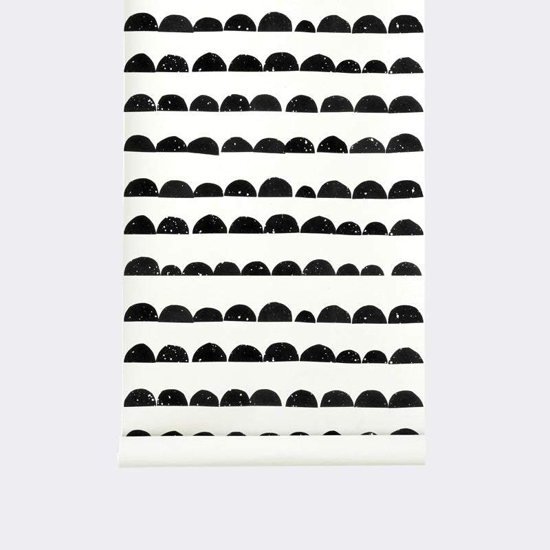 Buitenkansje: Half Moon Wallpaper Black