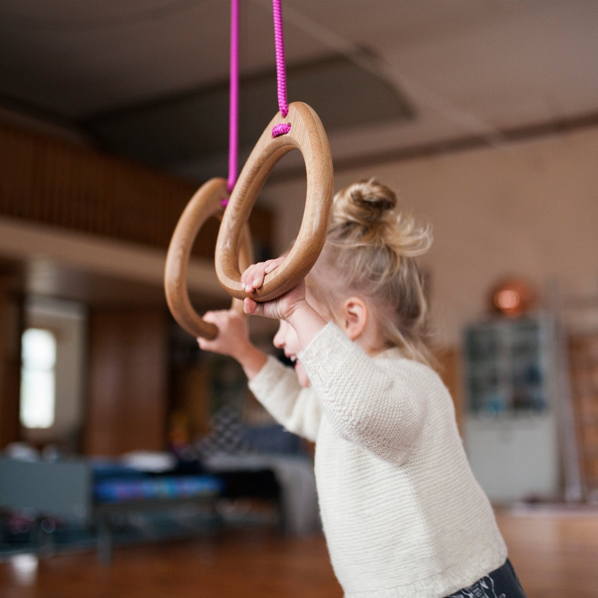 Lillagunga Rings - Oak - Fuchsia Rope