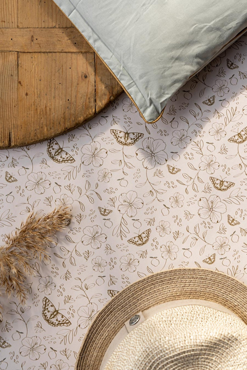 Behang Little Flower Garden-zand