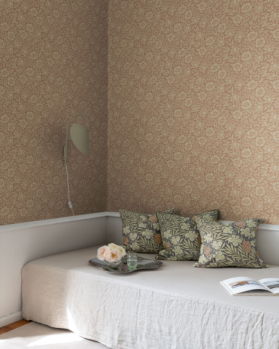 William Morris - Hidden Treasures Mallow 82040