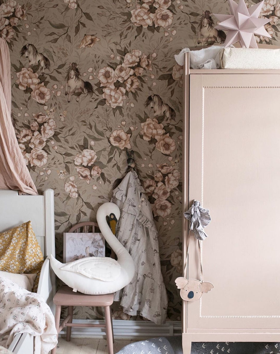 Wallpaper Ponies For Hollie Pale Green