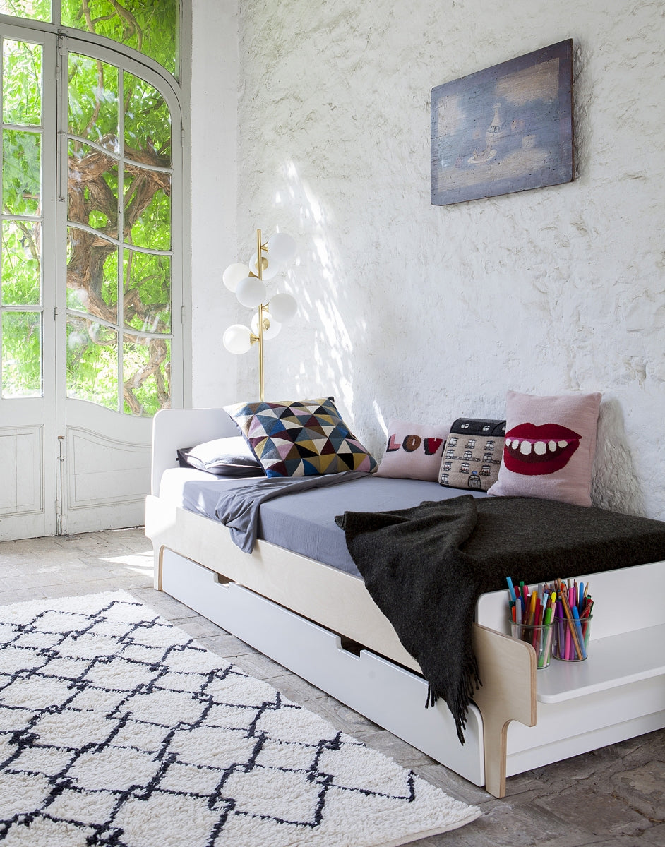 River Twin Bed Wit-berk