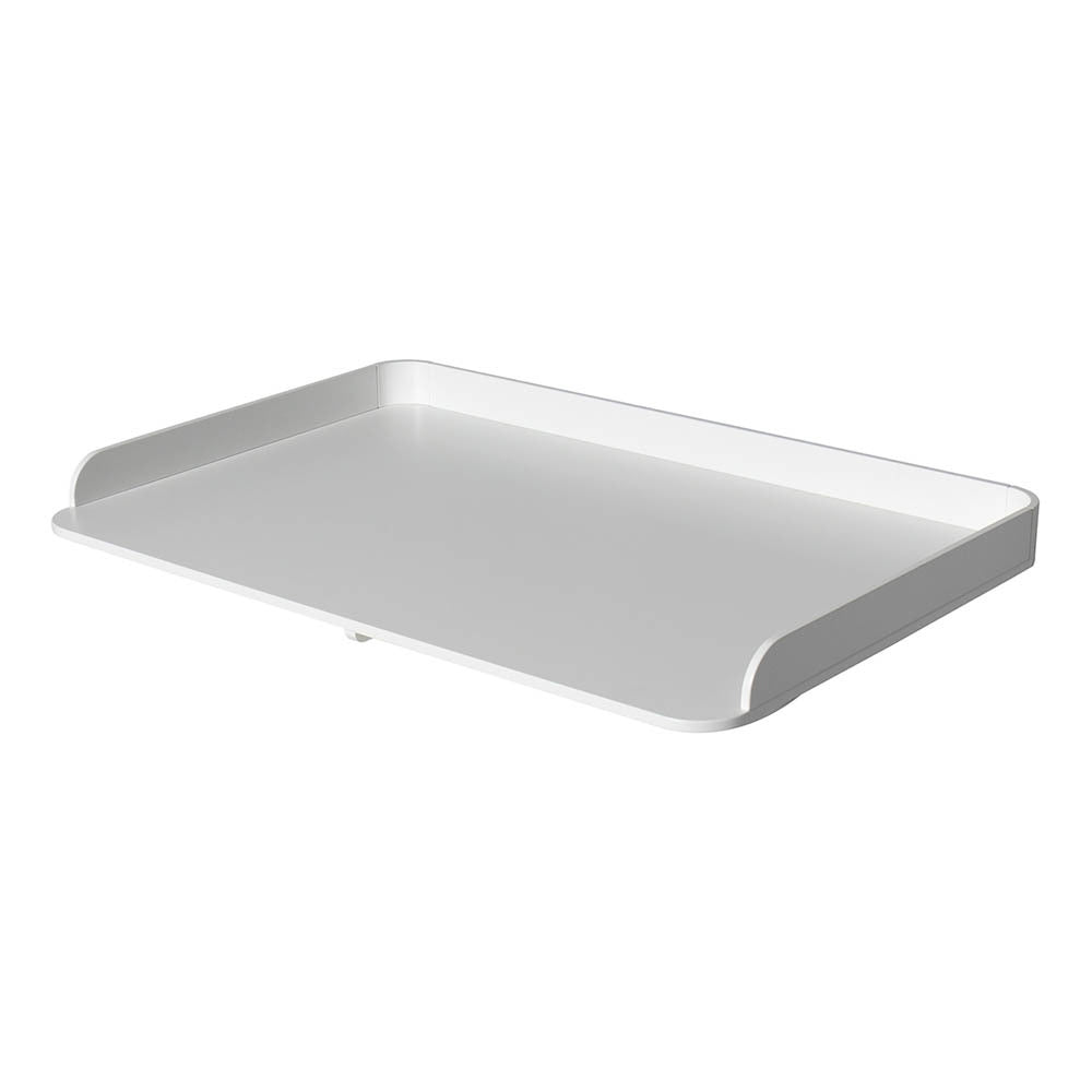 Oliver Furniture Wood Nursery Top Large White in een lichte babykamer met klassiek Scandinavisch design