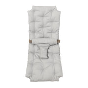 Oliver Furniture Extra Cushion Baby Rocker Grey in een serene babykamer met natuurlijke materialen en zacht licht