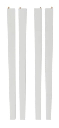 Oliver Furniture Extra Legs For Seaside Junior Office Table in een rustige kinderkamer met klassiek Scandinavisch design