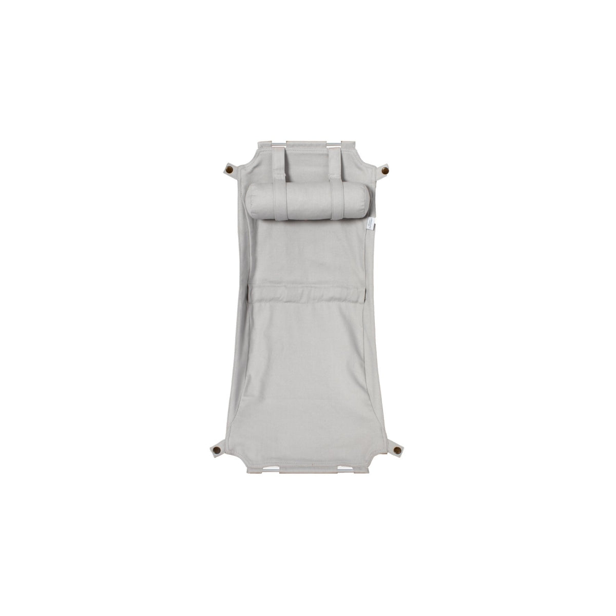 Oliver Furniture Extra Wood Toddler Rocker Seat Grey in een serene babykamer met natuurlijke materialen en zacht licht