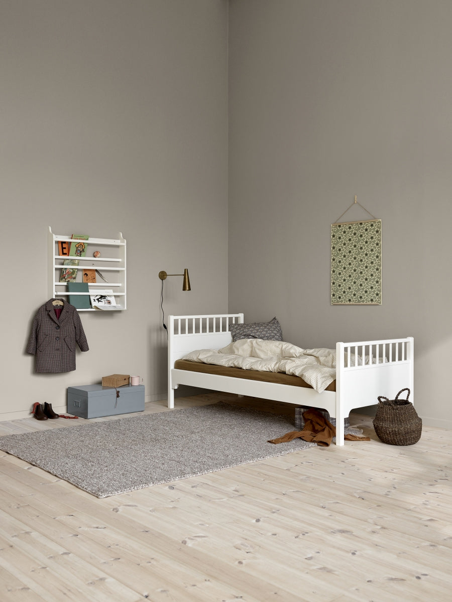 Seaside Classic Bed