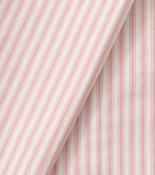 Oliver Furniture Seaside Classic Curtain – Rose Striped aan een Seaside loftbed in een gezellige kinderkamer