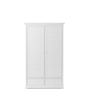Oliver Furniture Seaside Wardrobe 2 Doors in een ruime kinderkamer in klassieke Scandinavische kuststijl