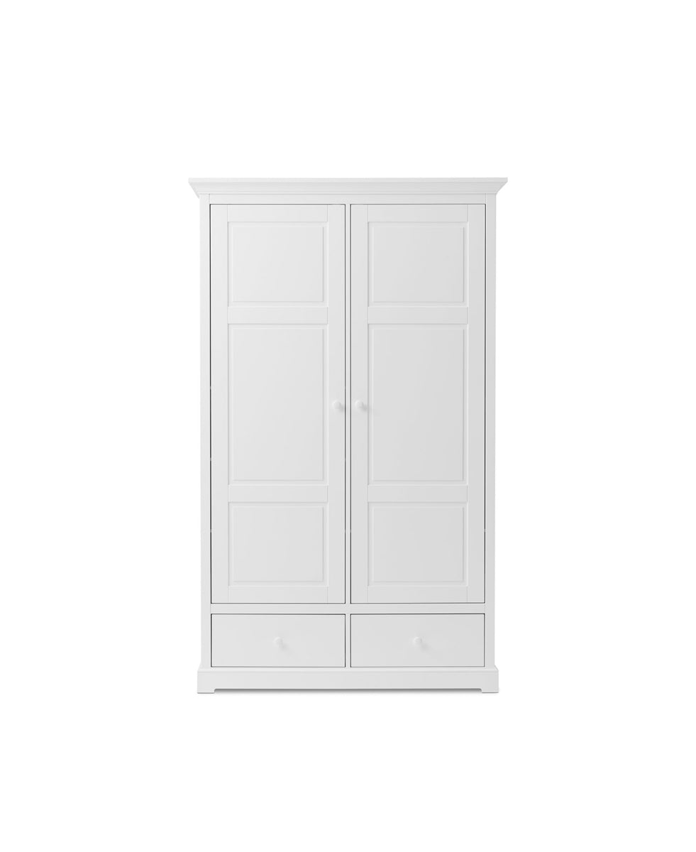 Oliver Furniture Seaside Wardrobe 2 Doors in een ruime kinderkamer in klassieke Scandinavische kuststijl
