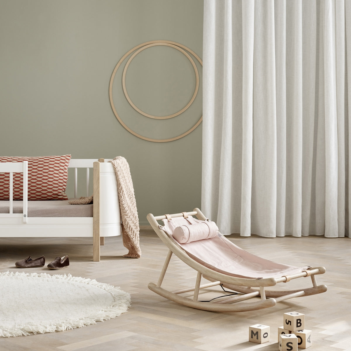 Wood Toddler Rocker Oak/rose