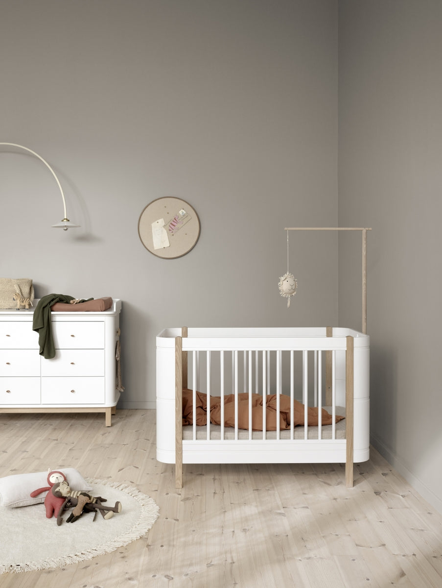 Wood Cot Bed White-oak