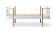 Oliver Furniture Wood Original Junior Bed White/oak in een Wood-collectie kinderkamer met tijdloos Scandinavisch design