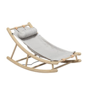 Oliver Furniture Wood Toddler Rocker Oak/grey in een serene babykamer met natuurlijke materialen en zacht licht