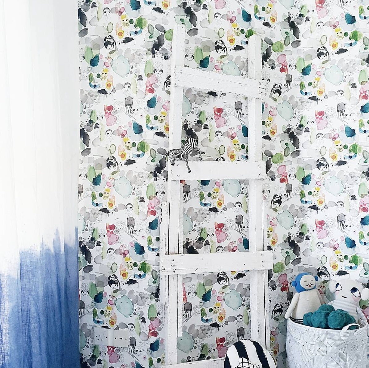 Buitenkansje: One Fun Day Wallpaper