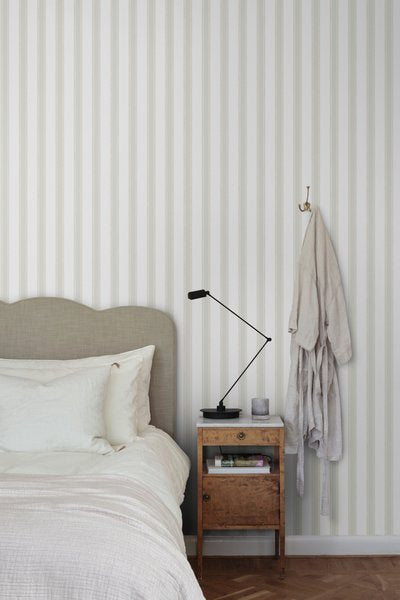 Gustav Light Green