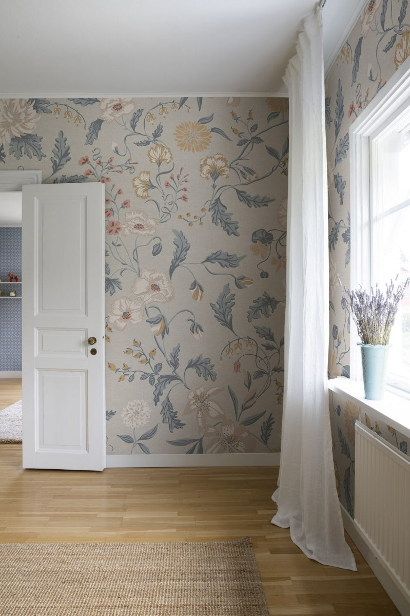 Suzanne Folklore Blue Mural