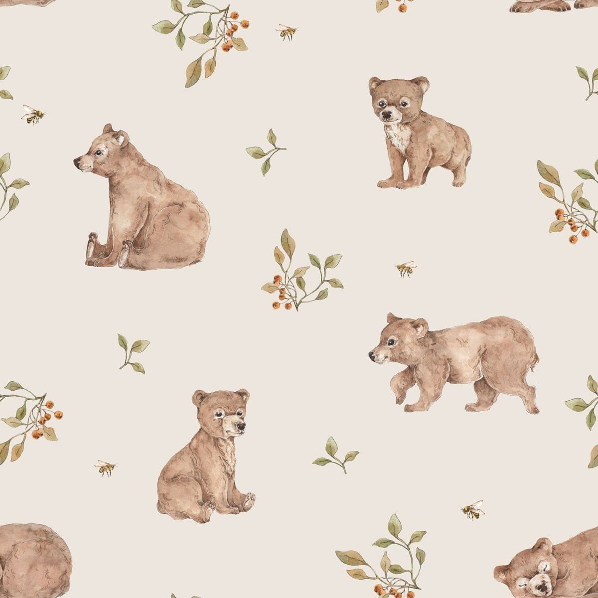 Dekornik Little Bears Behang — Een lief behang met kleine beertjes die spelen tussen bloemen en bomen, perfect voor een warme, knusse kinderkamer. Detailopname van het patroon en de kleuren.