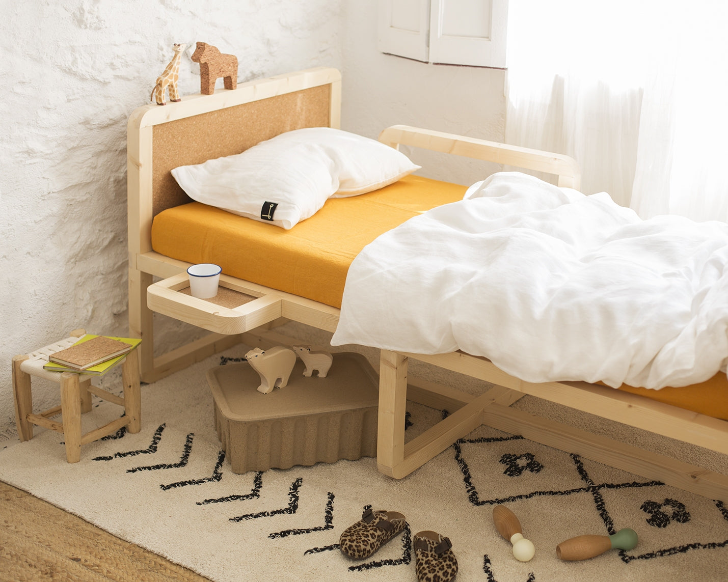 Aino Junior Bed Cork