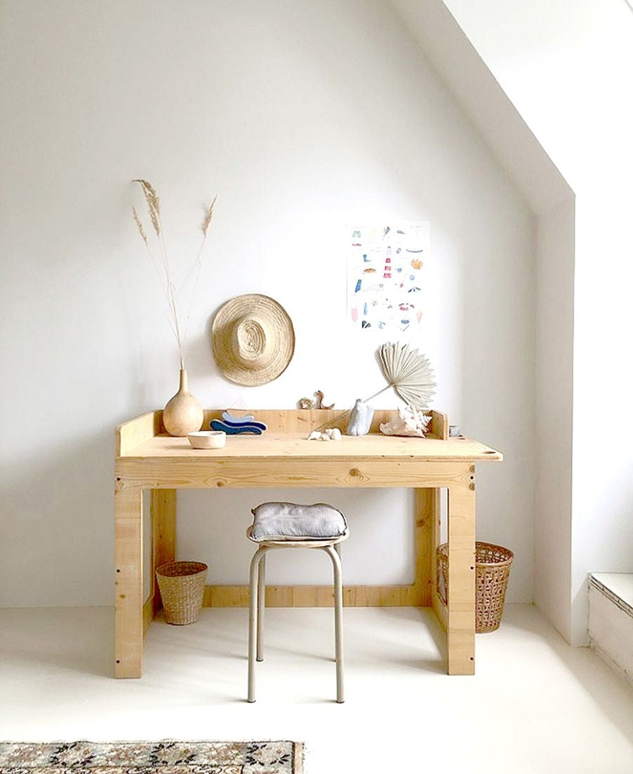 Tom Table Natural Wood
